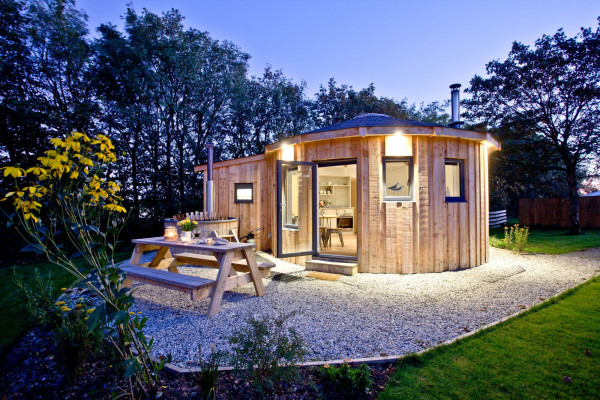 The Boat House Roundhouse, East Thorne, Bude