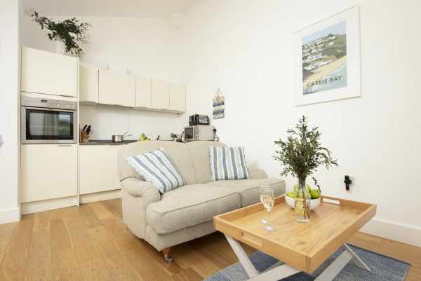55 Una, Carbis Bay