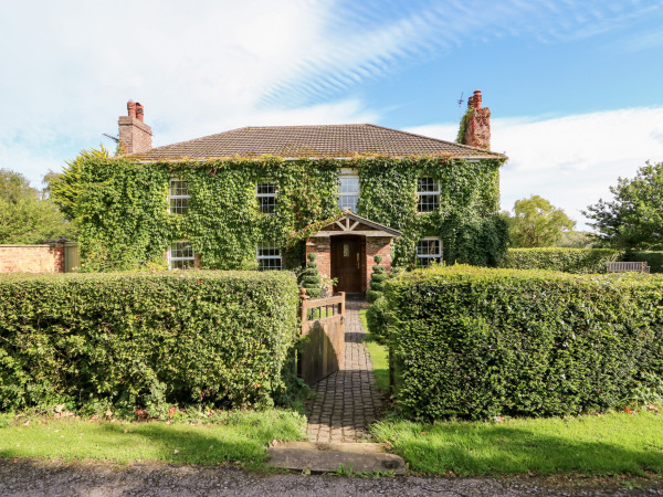 The Farmhouse, Burgh Le Marsh