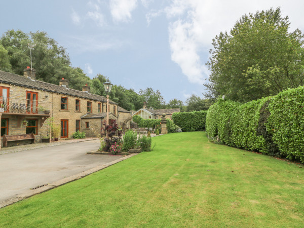 Woodbottom Farm, Meltham