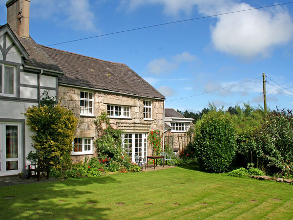 Foel Stable Cottage Image 1