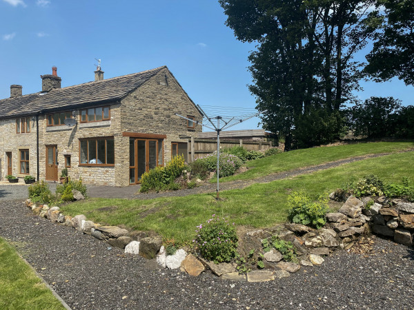 Wren Cottage, Saddleworth