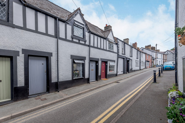 21 Church Street, Llangollen