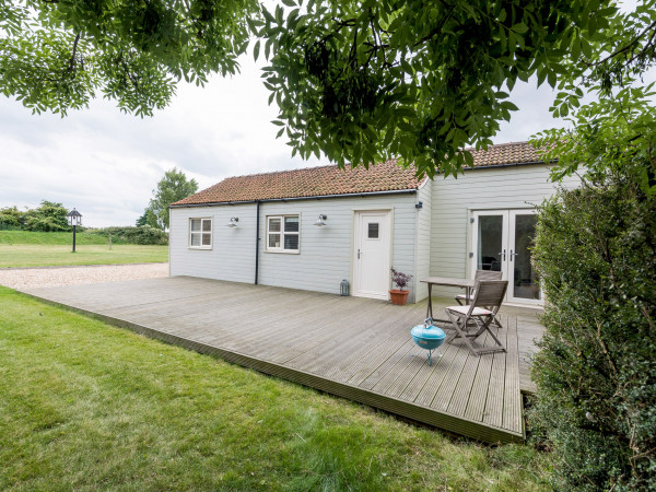 Dove Farm Cottage, Louth