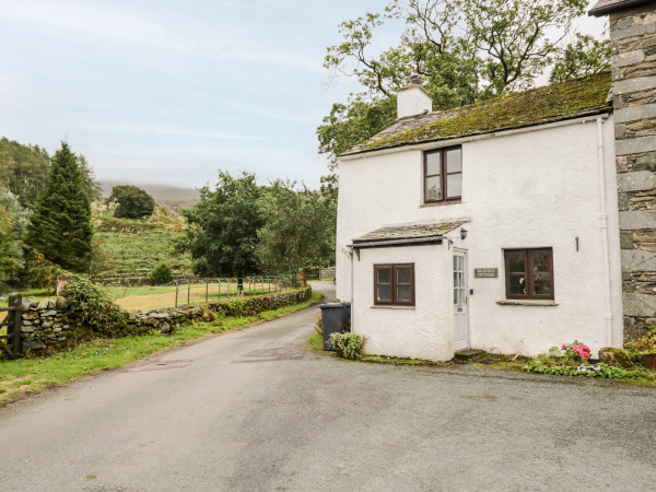 Beckfold Cottage Image 1