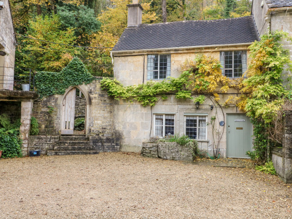 October Cottage, Chalford, Gloucestershire