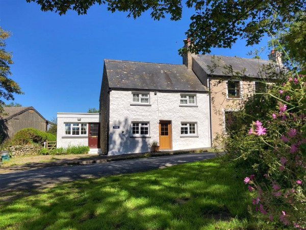 Granston Cottage, Castle Morris 