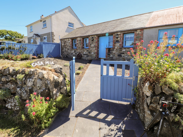 Casa Mia, Goodwick