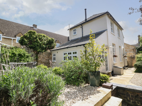 Blundell's Cottage Image 1