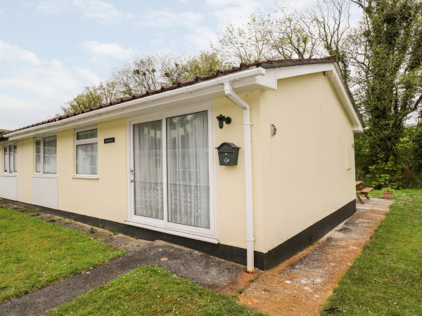 17 River Banks, Liskeard