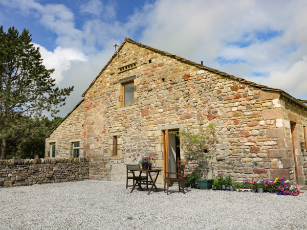 Foxstones Cottage Image 1