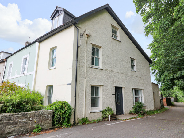 1 Harp Terrace, Brecon