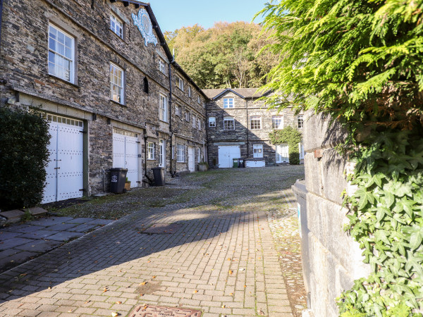 The Mounting Steps, Ambleside