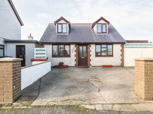 Rhiangwyn Cottage, Cemaes Bay