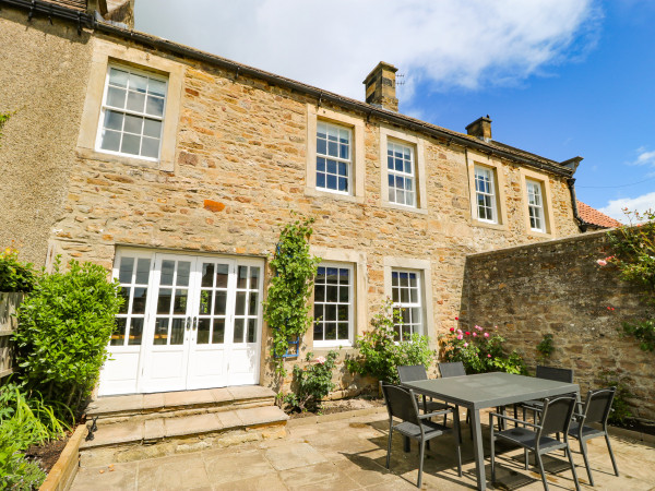 Hall Cottage, Ovington