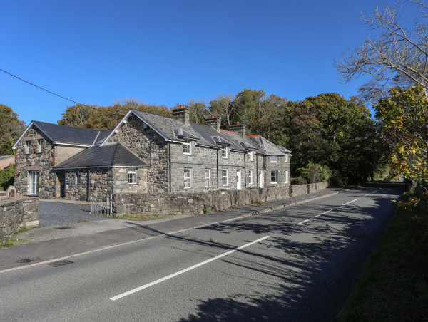 Gwynle - Llanystumdwy, Criccieth