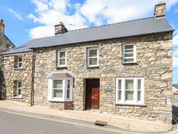 Ty Morlais, Newport, Pembrokeshire