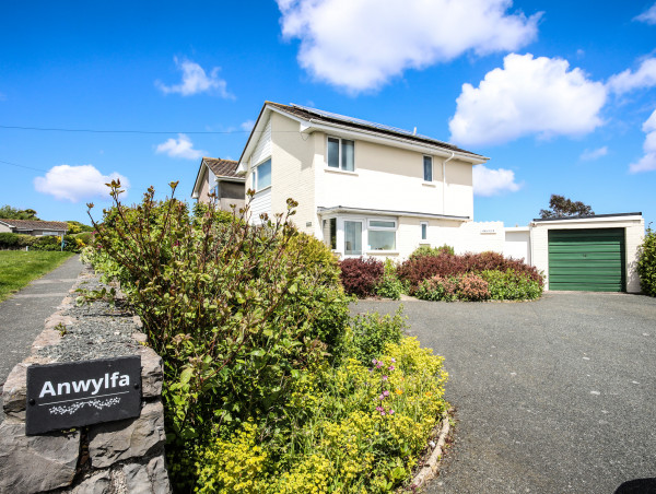 Anwylfa, Moelfre