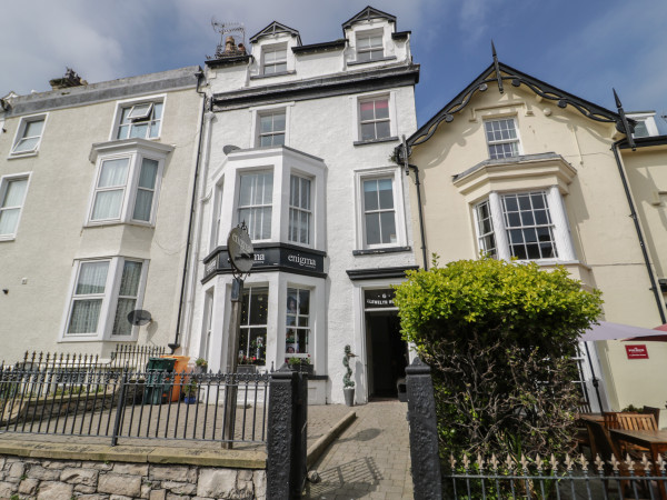 Llewelyn Apartment, Llandudno