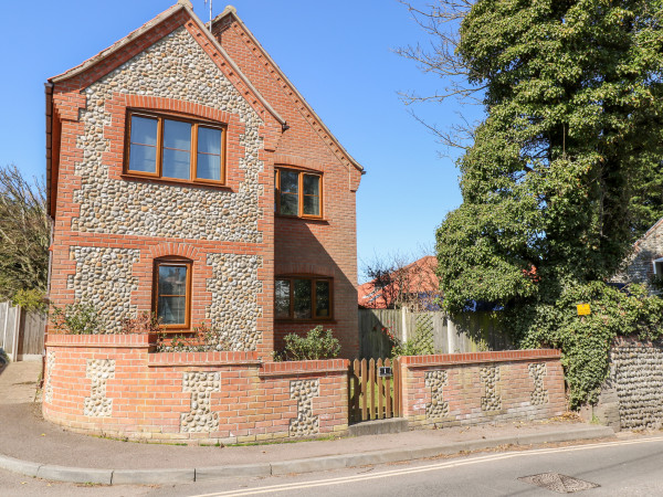 Flintstone Cottage Image 1