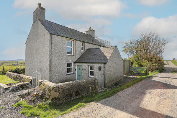 Tregynrig Bach, Cemaes Bay