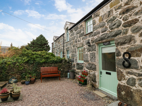 Bryn Aber Bach, Llangybi, Gwynedd