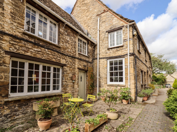 3 George Yard, Burford