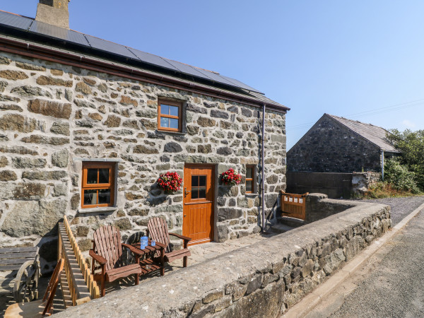 Bwthyn Siop Pencaerau, Aberdaron