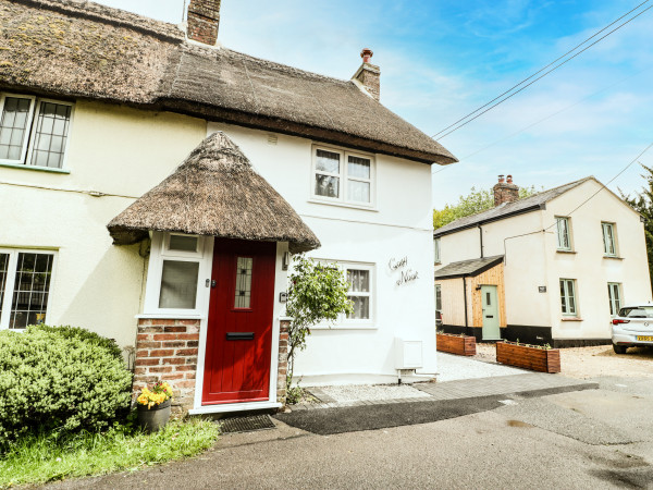 Cosynook Cottage Image 1