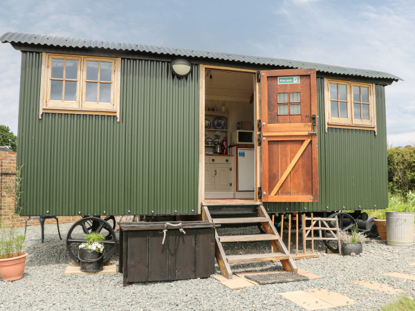 Shepherds Hut, Barcombe Cross