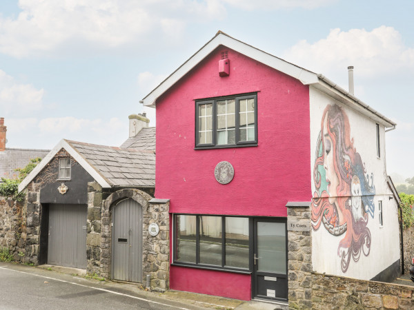 Ty Coets (Coach House), Caernarfon