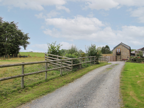 Meadow Barn, Aston On Clun