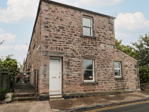 Islestone, 1 Temperance Terrace, Berwick-upon-tweed