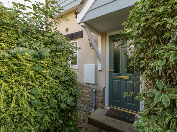 8 Barrington Mews, Ilminster