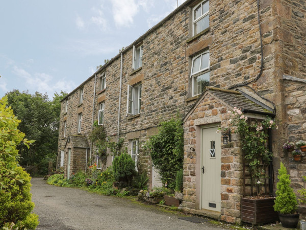 2 Farfield Row, Sedbergh