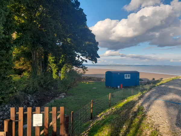 Seashore Shepherds Hut @ Moat Farm, Ulverston