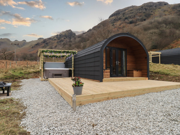 Jenny - Crossgate Luxury Glamping, Glenridding