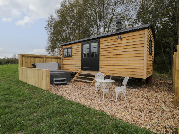 Honeysuckle Hut, Myrtle Farm, Warmley