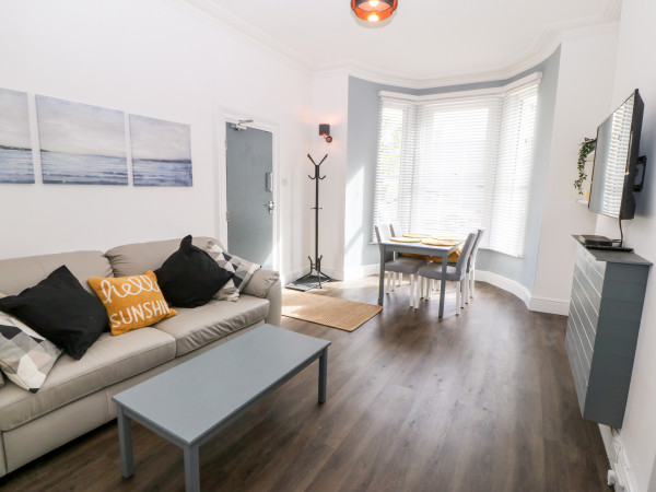 Rothlea (Flat 1), Pwllheli