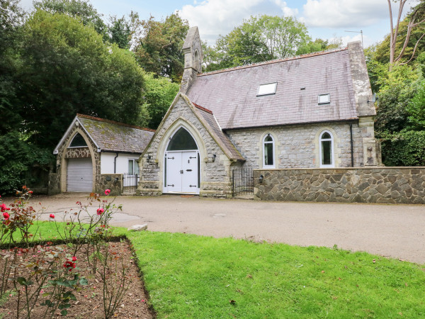 Oystermouth Chapel Image 1