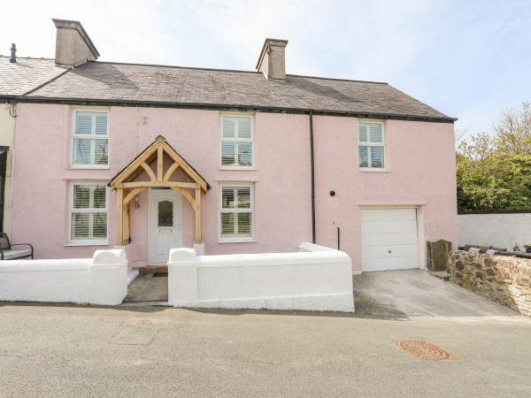 13 Quay Street, Amlwch