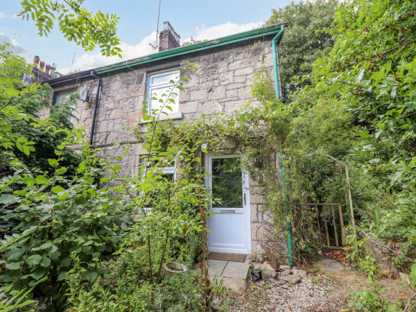 26 Llawr Pentre, Old Colwyn