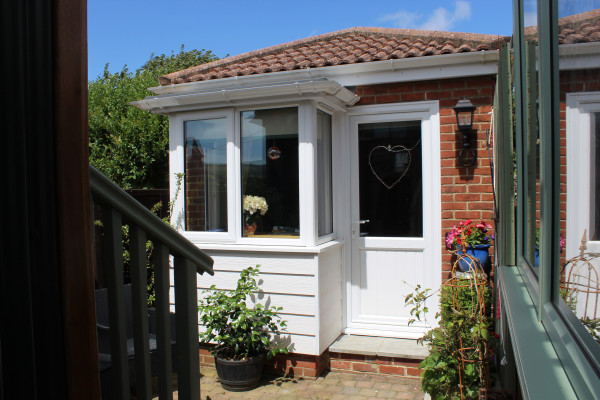 Little Worsley and The Shepherds Hut Image 1