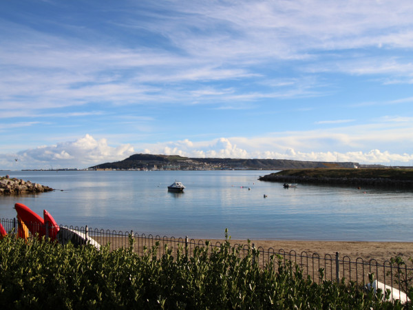 Portland Pebble, Wyke Regis