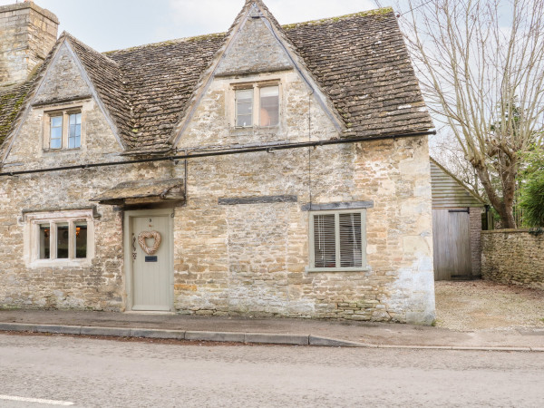 The Cottage and The Studio, South Cerney, Cotswolds