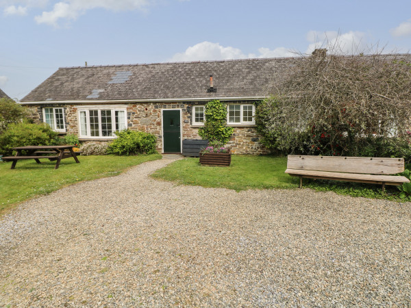 Mincorn Cottage, Roch