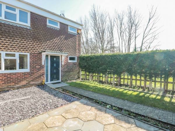 2 Green Close, Lyndhurst