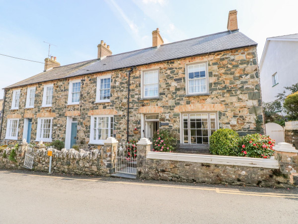 1 Bank Terrace, Newport, Pembrokeshire