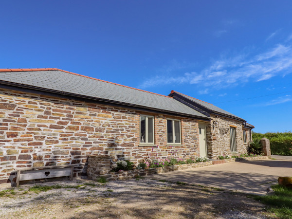 Whileaway Cottage, Pelynt