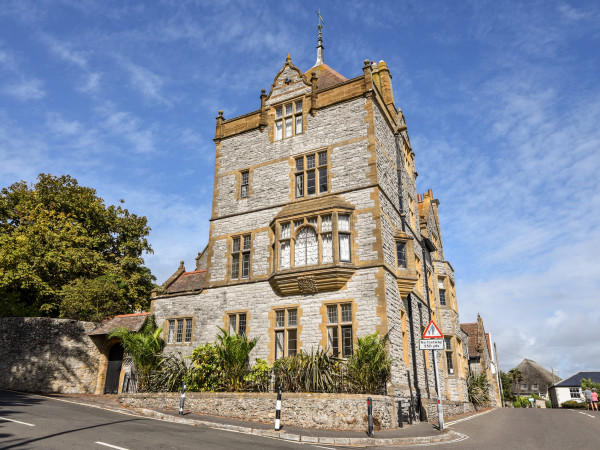 3 Coram Tower, Lyme Regis